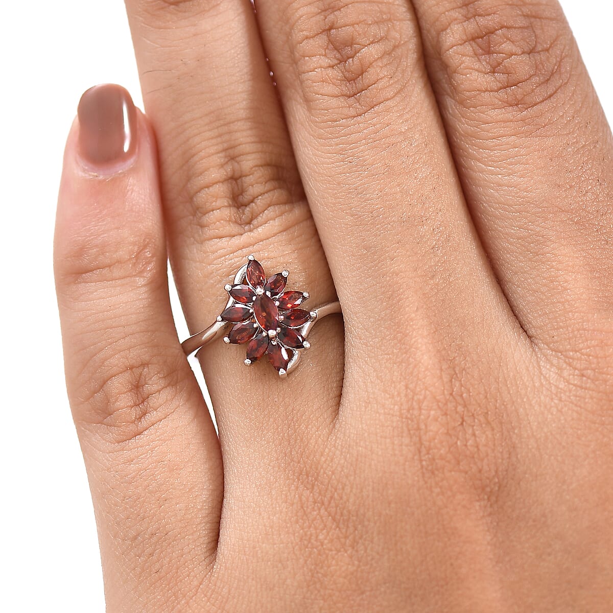 D'Joy Mozambique Garnet 1.20 ctw Ring in Rhodium Over Sterling Silver (Size 5.0) image number 2