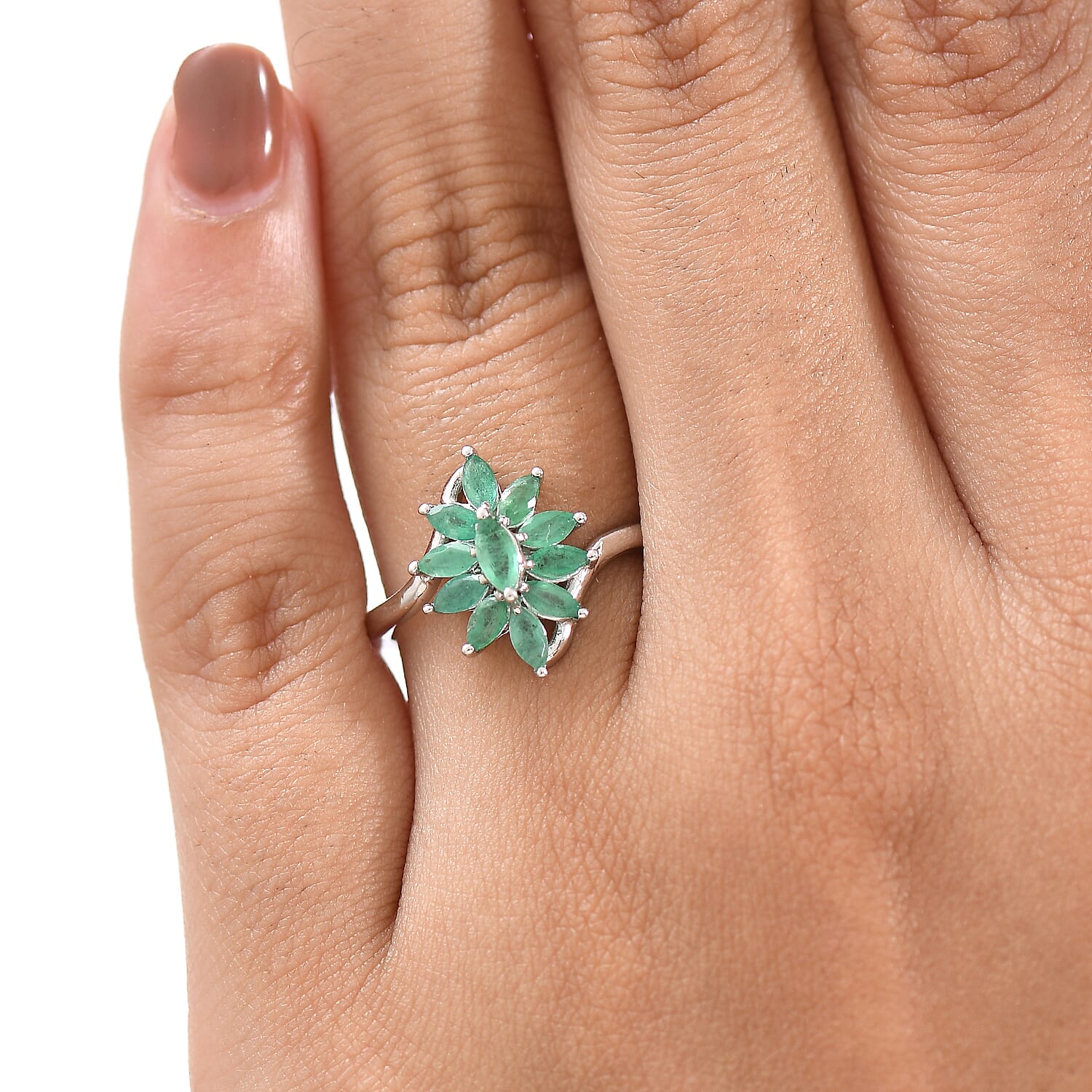 D'Joy Socoto Emerald 0.90 ctw Ring in Rhodium Over Sterling Silver (Size 6.0)