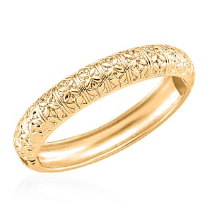 Diamond-cut Bangle Bracelet in Goldtone (6.75 In)