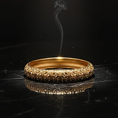 Diamond-cut Bangle Bracelet in Goldtone (6.75 In)