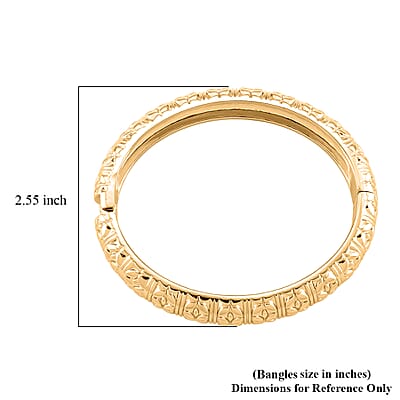 Diamond-cut Bangle Bracelet in Goldtone (6.75 In)