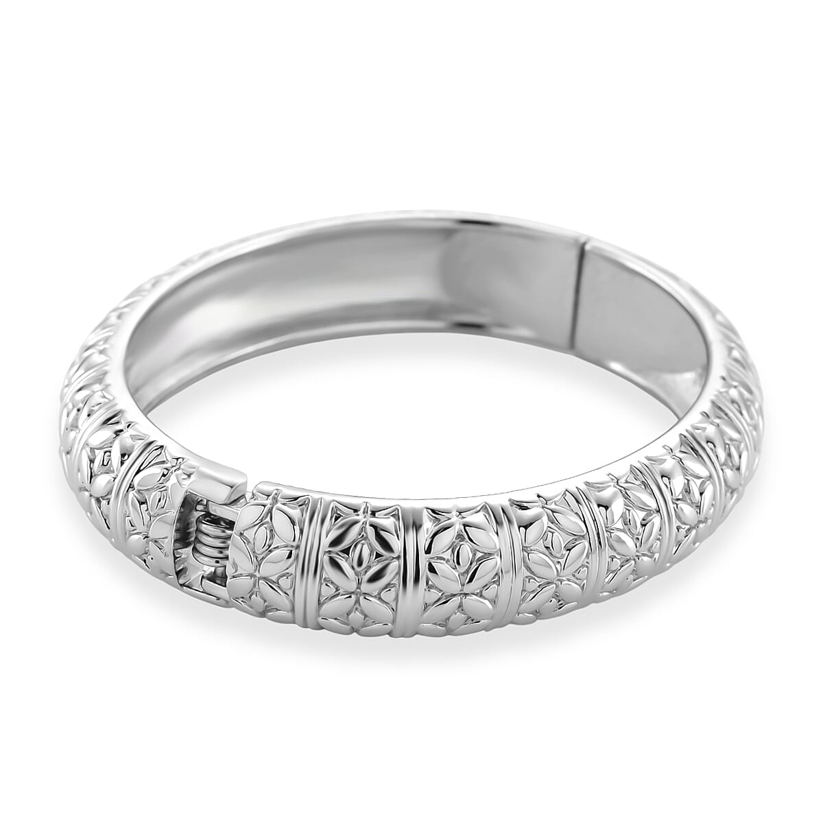 Diamond-cut Bangle Bracelet in Silvertone (6.75 In) image number 5