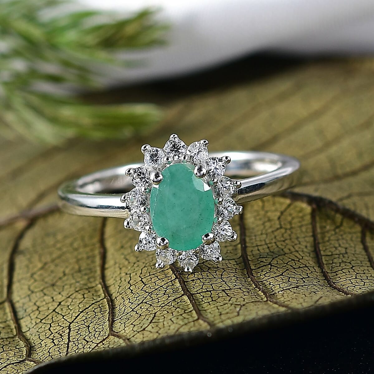 D'Joy Emerald and White Zircon 1.25 ctw Ring in Rhodium Over Sterling Silver (Size 7.0) image number 1