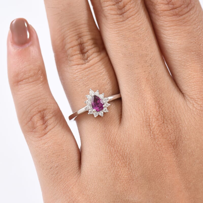 D'Joy Orissa Rhodolite Garnet and White Zircon 0.75 ctw Ring in Rhodium Over Sterling Silver (Size 5.0)