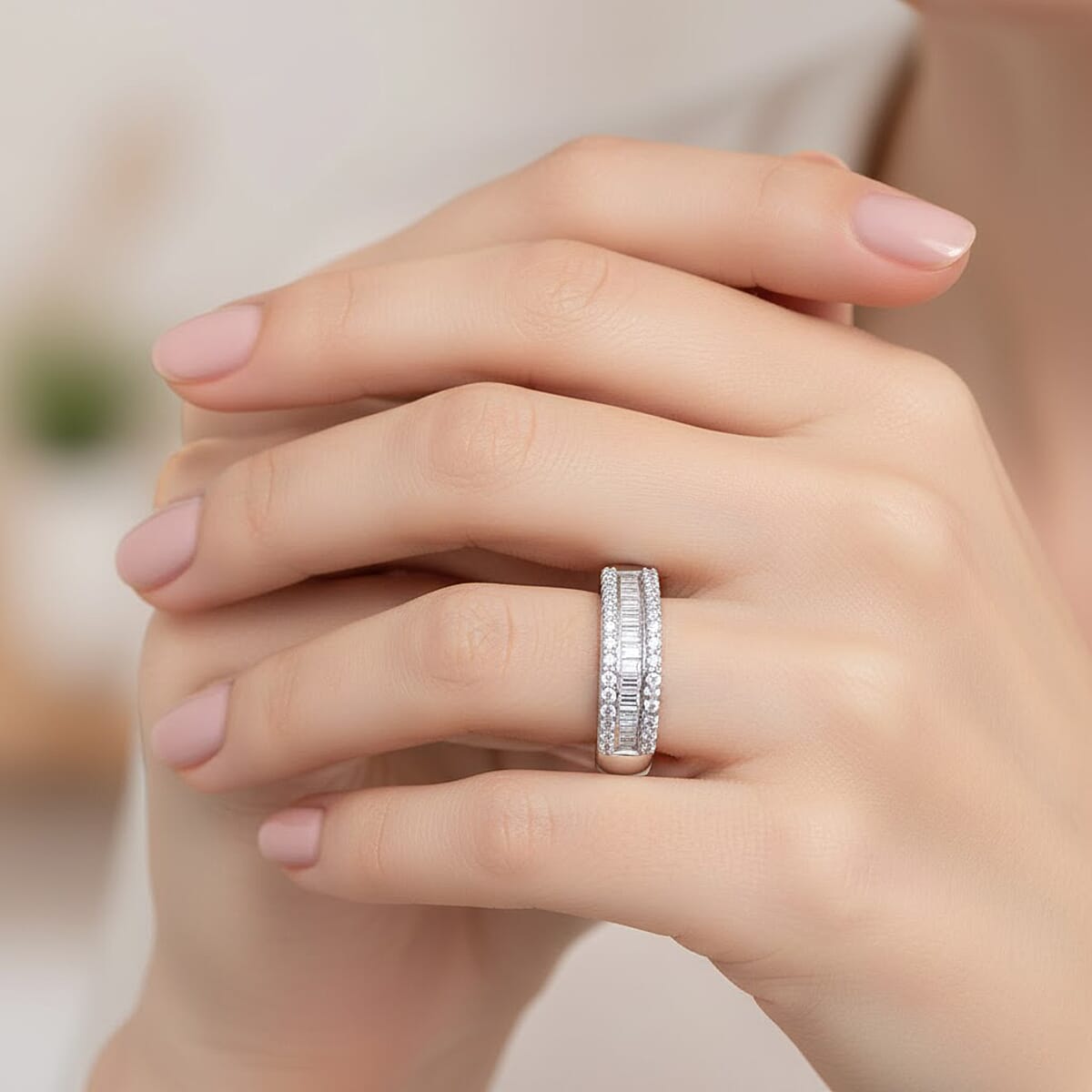 Doorbuster D'Joy Diamond 0.25 ctw Corridor Band Ring in Rhodium Over Sterling Silver (Size 10.0) image number 2