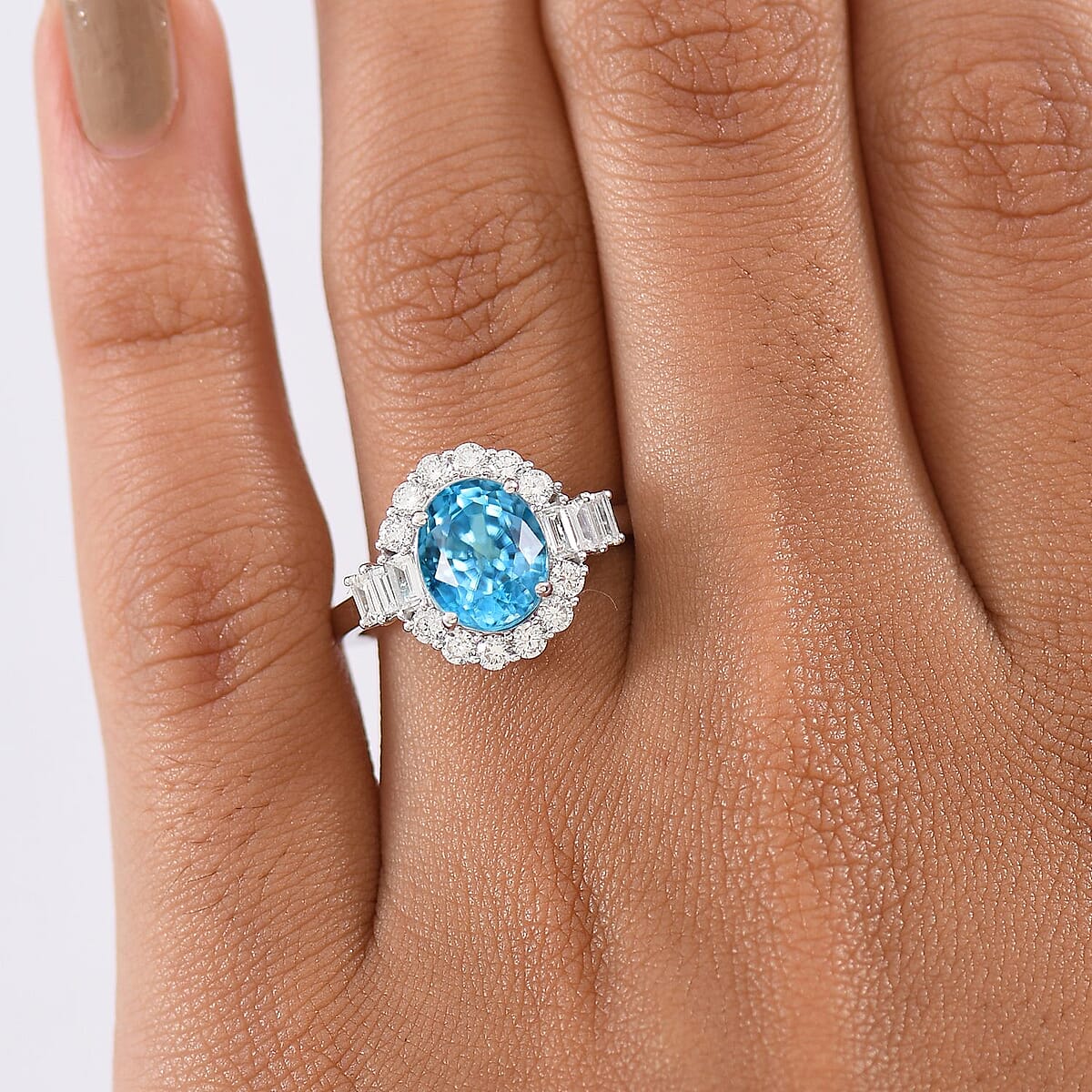 Certified & Appraised AAA Cambodian Blue Zircon and Luxuriant Lab Grown Diamond G-H SI 4.42 ctw Ring in 10K White Gold (Size 6.0)  image number 2