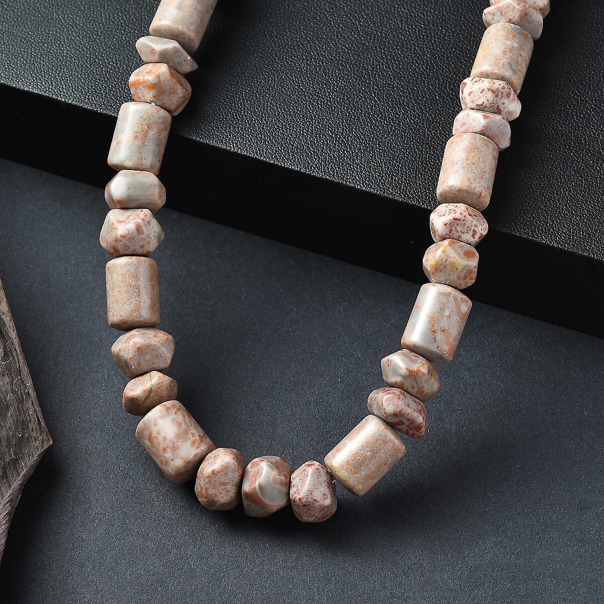 Fossilizes Agate Necklace (20 Inches) in in Platinum Bond 500.00 ctw image number 1
