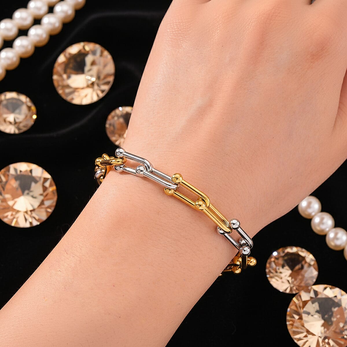 U-Link Chain Bracelet in ION Plated YG and Stainless Steel (7.00 In) image number 2