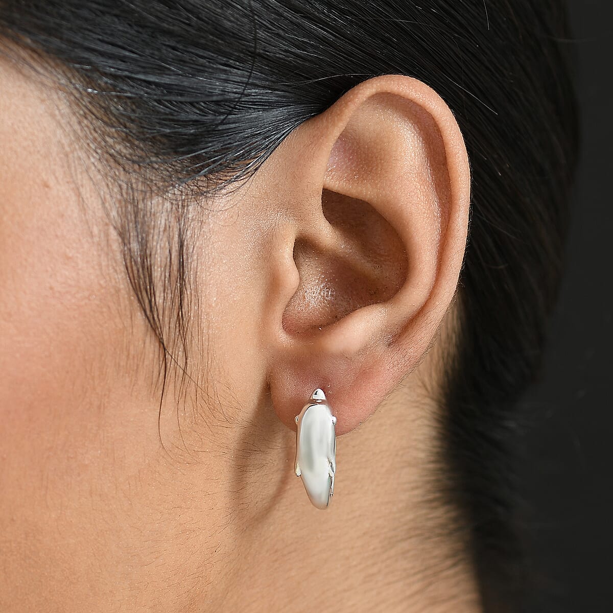 D'Joy Dolphin Earrings in Rhodium Over Sterling Silver 5.25 Grams image number 2