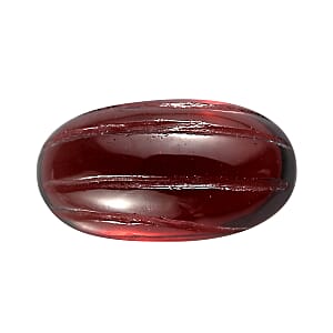 AA Mozambique Garnet Carving (Oval 9x5 mm) 1.42 ctw