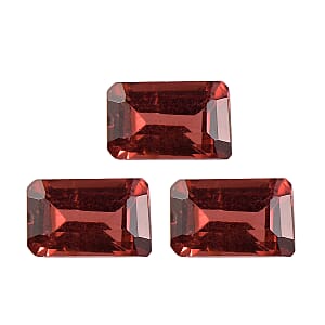 Set of 3 Mozambique Garnet (Oct 5x3 mm) 1.13 ctw