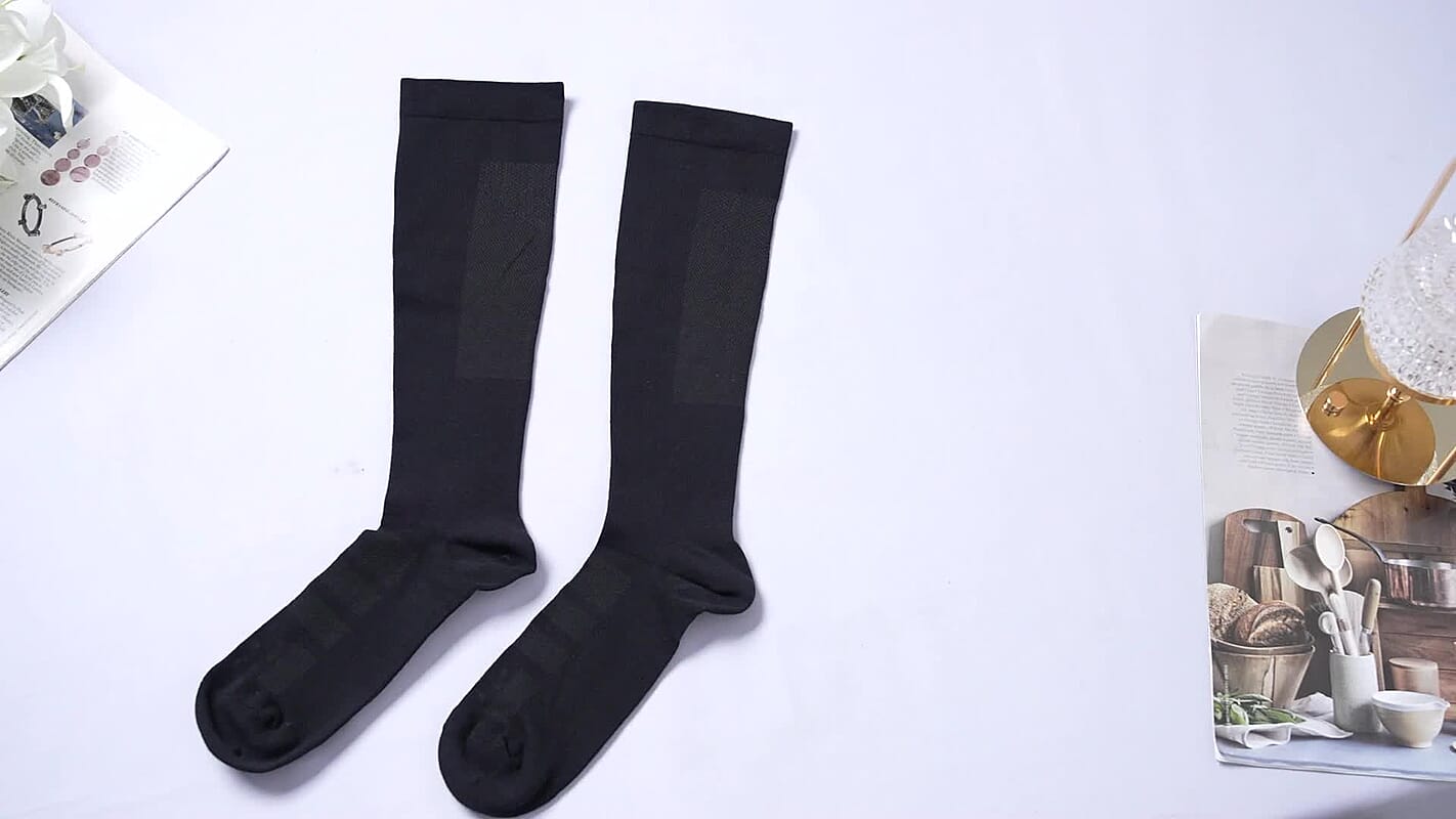 Livmore Black Set of 4 Pairs Tommle Copper Infused Compression Socks - Large