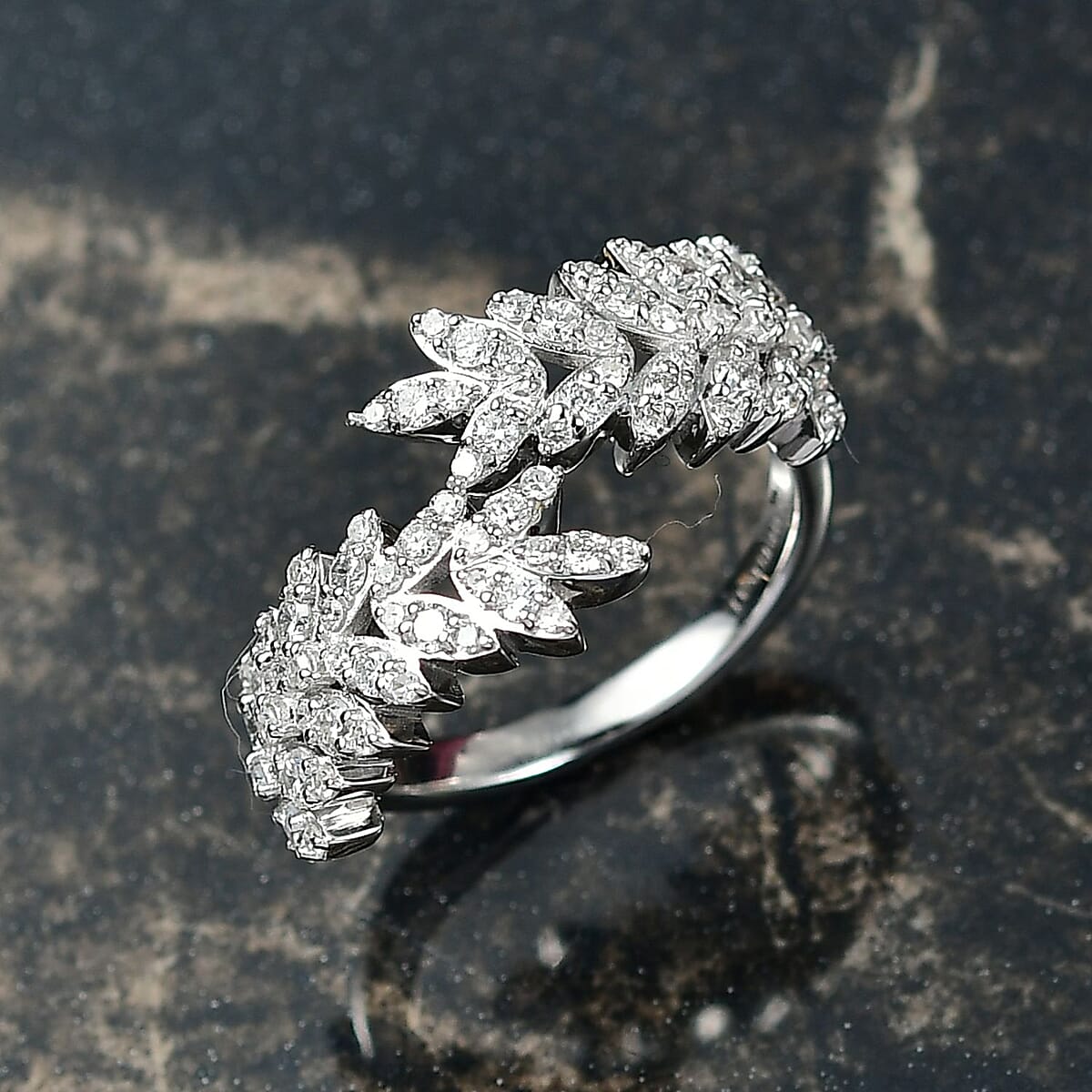 Luxuriant Lab Grown Diamond G-H SI 1.00 ctw Whispering Leaves Ring in Rhodium Over Sterling Silver (Size 6.0) image number 1