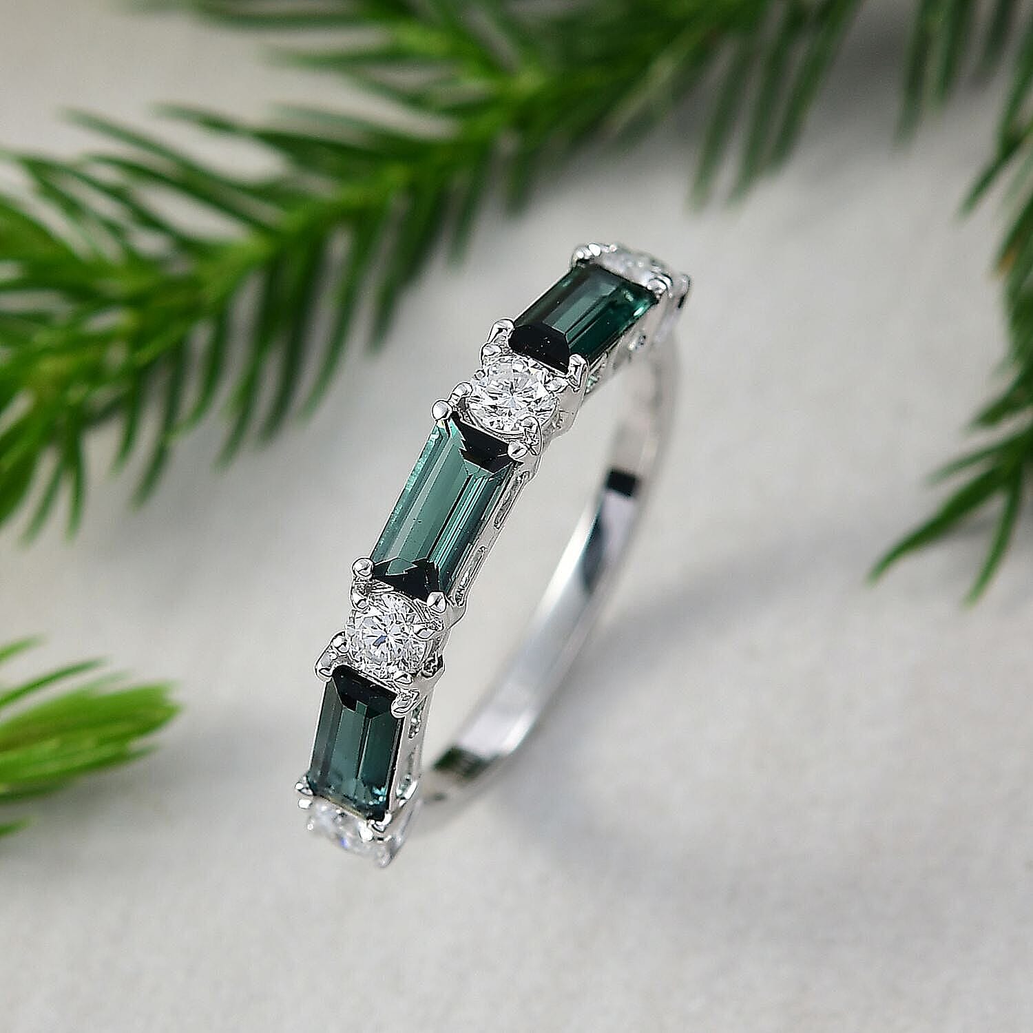 Certified & Appraised Premium Pirineu Lagoon Tourmaline and Luxuriant Diamond G-H SI 1.50 ctw Ring in 10K White Gold (Size 7.5)