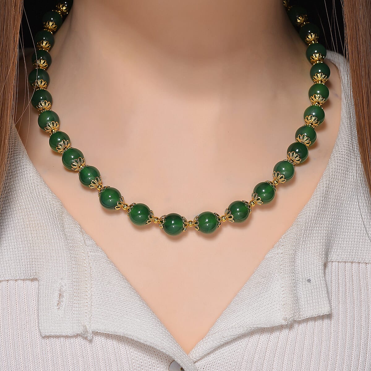  Green Onyx 200.00 ctw Beaded Necklace in Goldtone 18-20 Inches image number 1