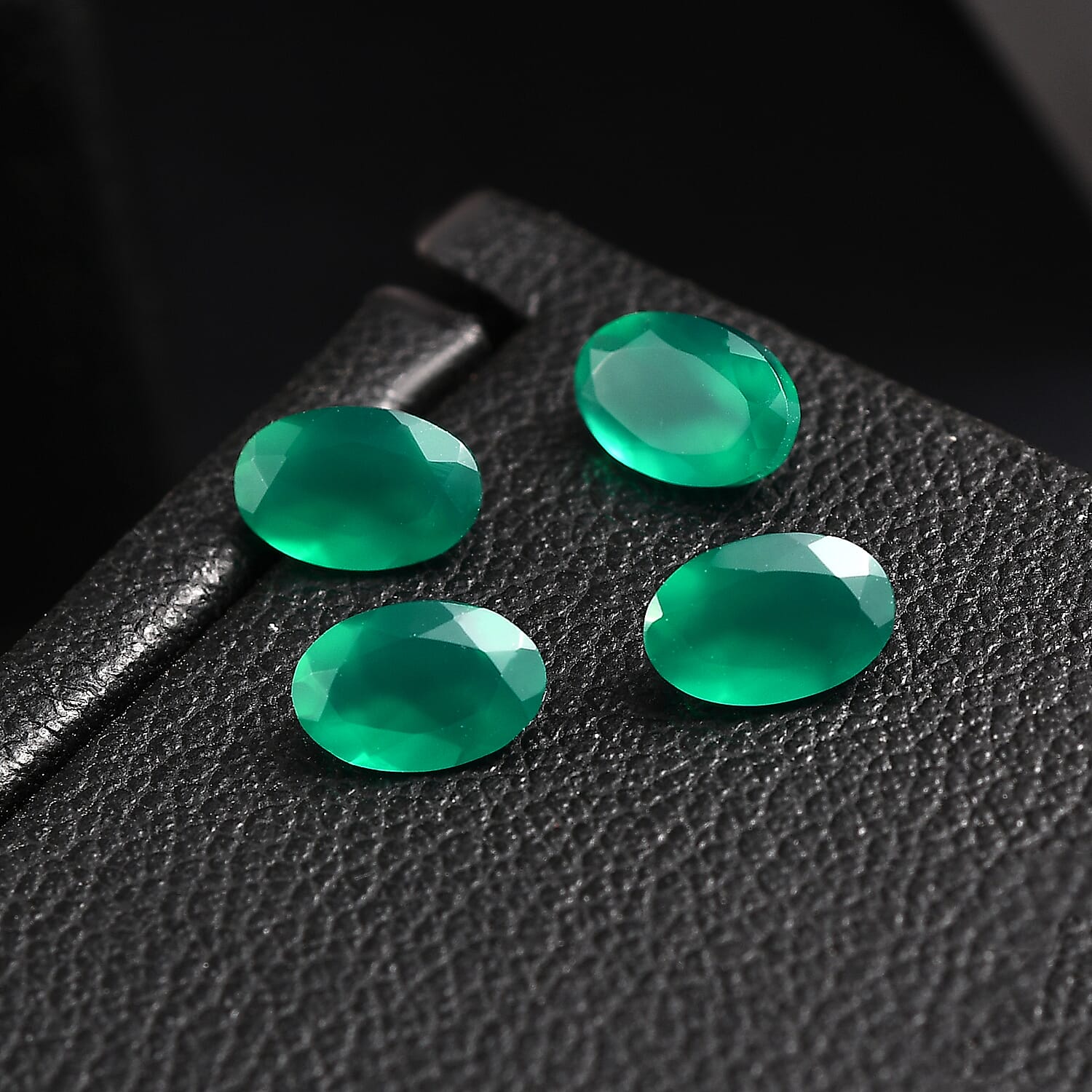 Default Title - Product card gallery slide 2 (10146418393371)