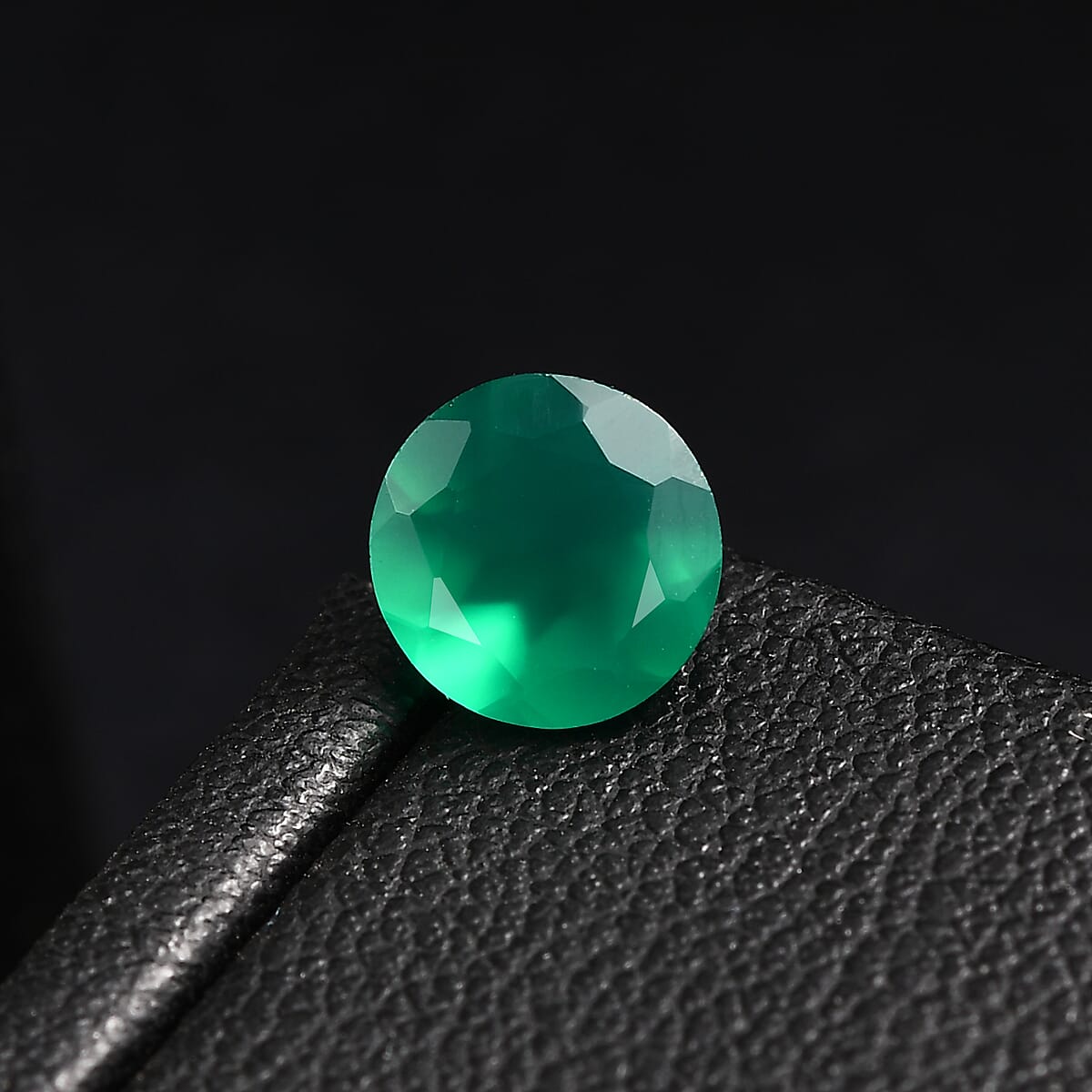 Green Onyx (Rnd 7 mm) 0.95 ctw image number 1