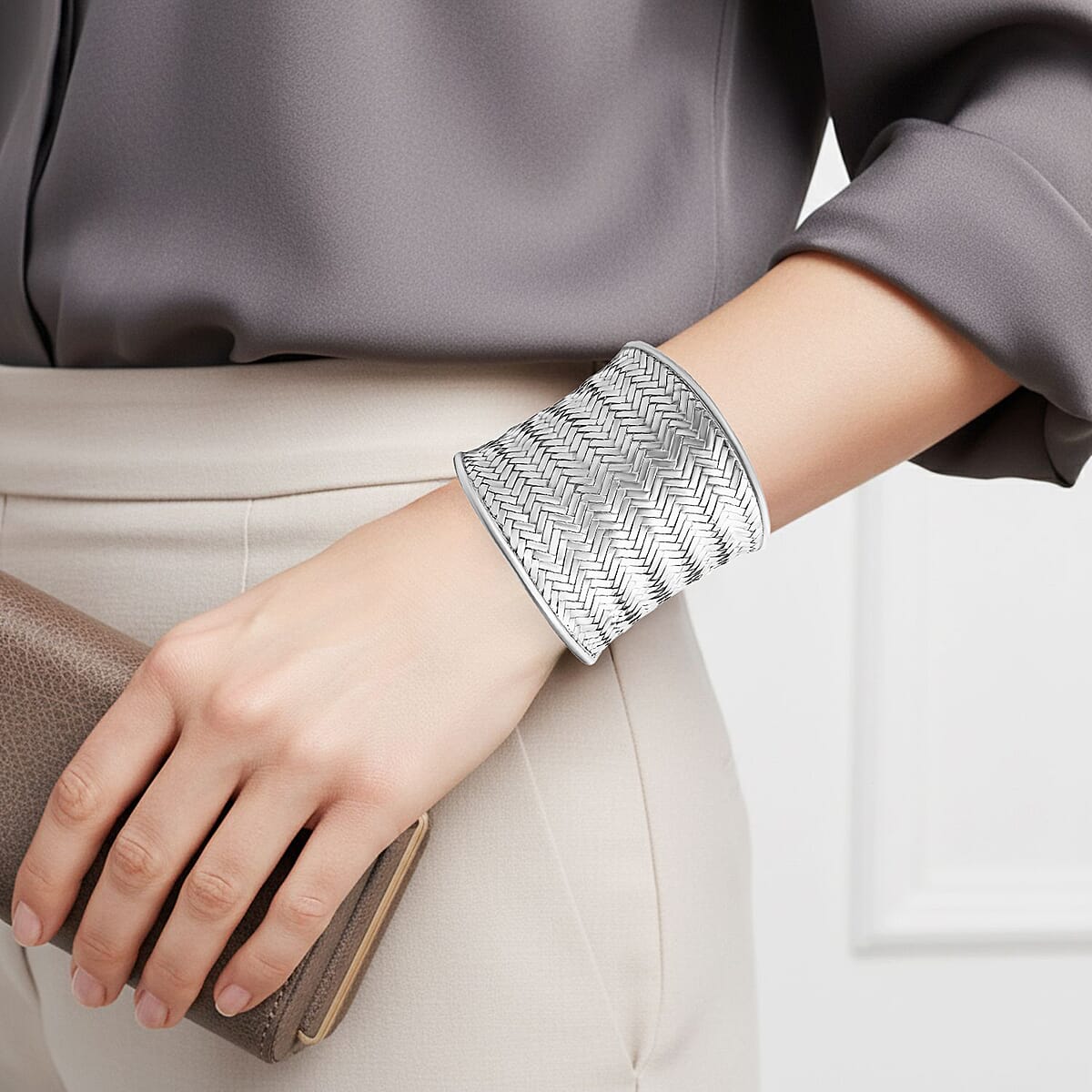 Doorbuster D'Joy Bali Legacy Woven Palm Leaf Cuff Bracelet in Sterling Silver (7.25 In) 64 Grams image number 2