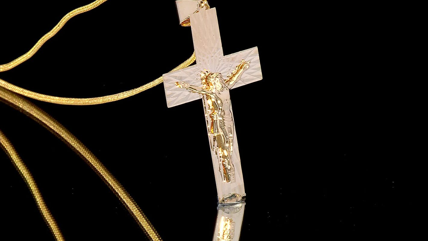 Luxoro Diamond-cut Crucifix Pendant without Chain in 10K Yellow Gold 3.20 Grams