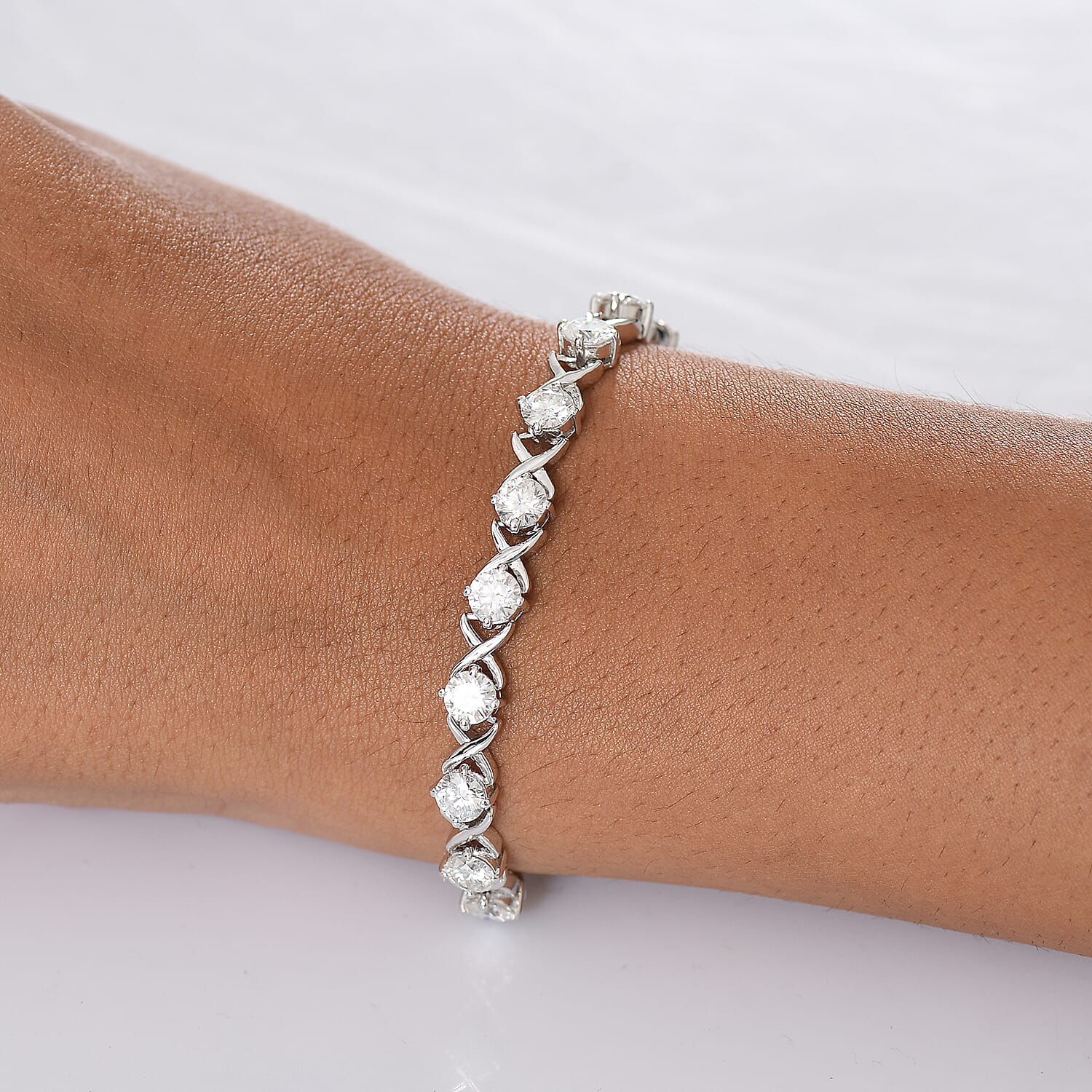 D'Joy Moissanite 8.20 ctw Bracelet in Rhodium Over Sterling Silver (7.25 In)