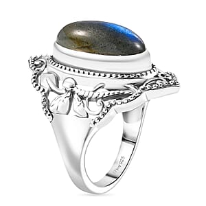 D'Joy Passport to Israel Artisan Crafted Malagasy Labradorite 5.35 ctw Solitaire Ring in Sterling Silver (Size 7.0)