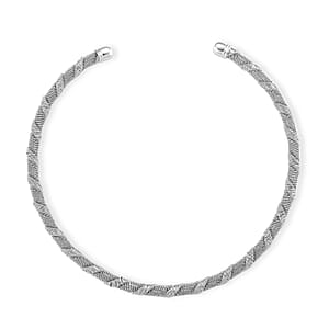 Twisted Texture Necklace in Silvertone 16 Inches