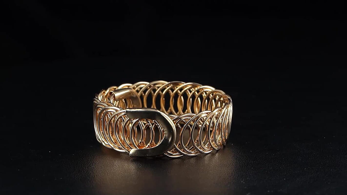 Fancy Stretch Bracelet in Goldtone (6-8In)