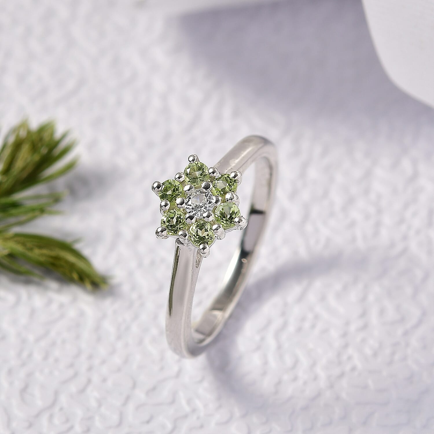 D'Joy Hebei Peridot and White Zircon 0.45 ctw Fancy Ring in Rhodium Over Sterling Silver (Size 7.0)