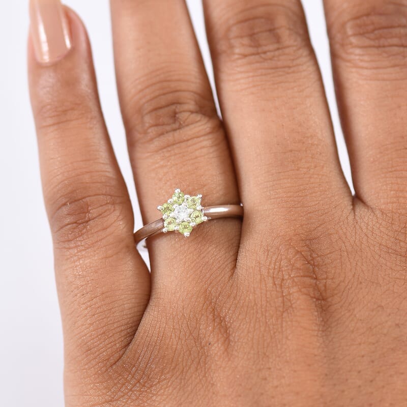 D'Joy Hebei Peridot and White Zircon 0.45 ctw Fancy Ring in Rhodium Over Sterling Silver (Size 7.0)