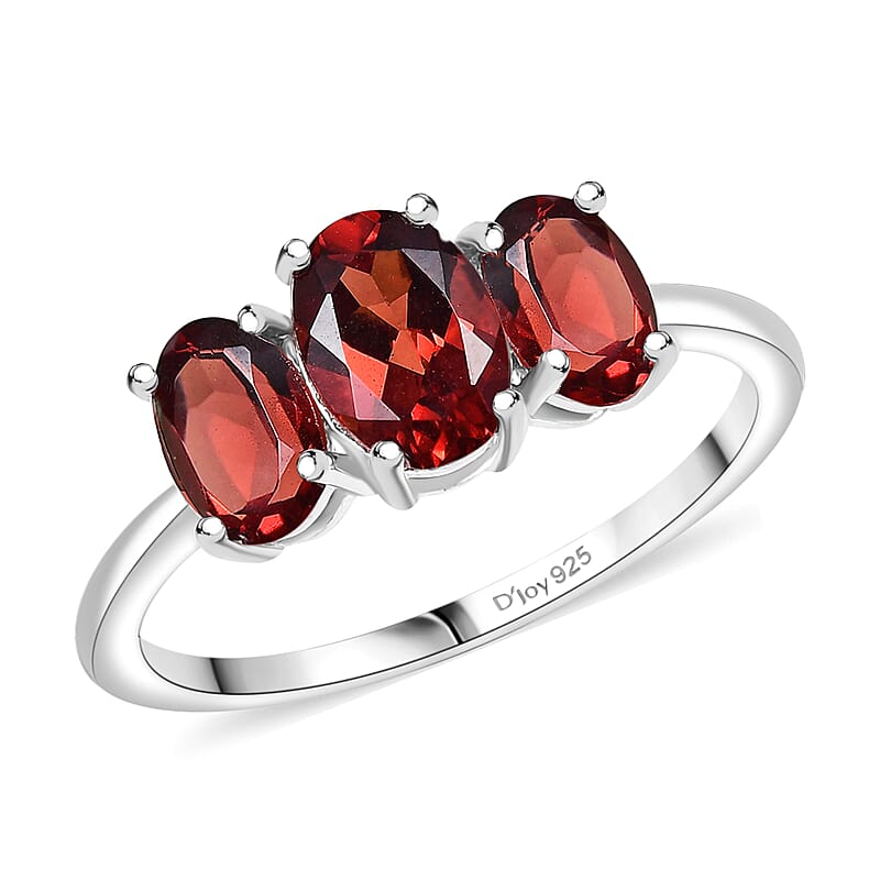 D'Joy Mozambique Garnet Ring in Rhodium Over Sterling Silver (Size 6.0) 2.10 ctw