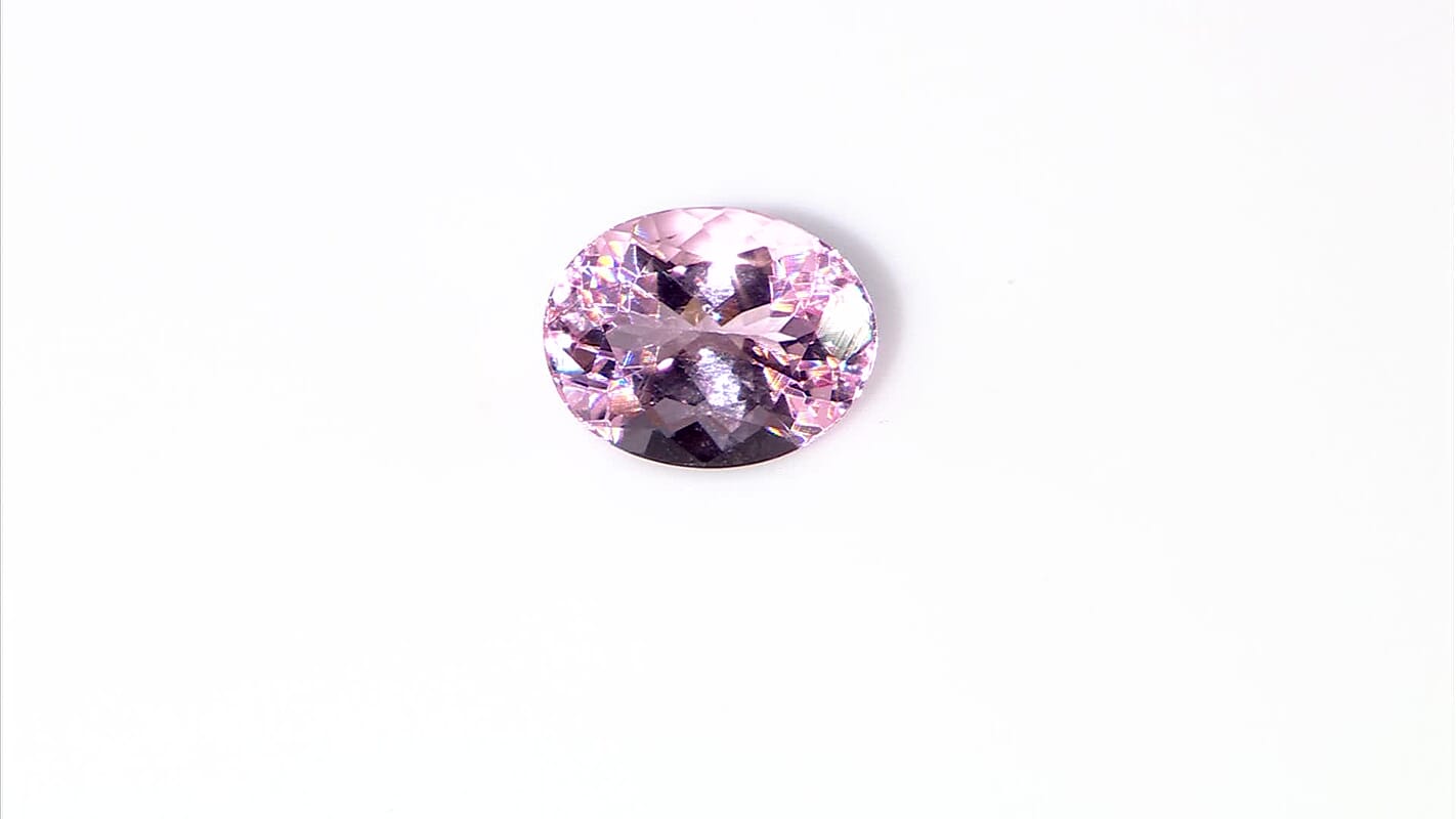 AAAA Palmeiras Pink Morganite (Ovl 10x8 mm) 2.00 ctw