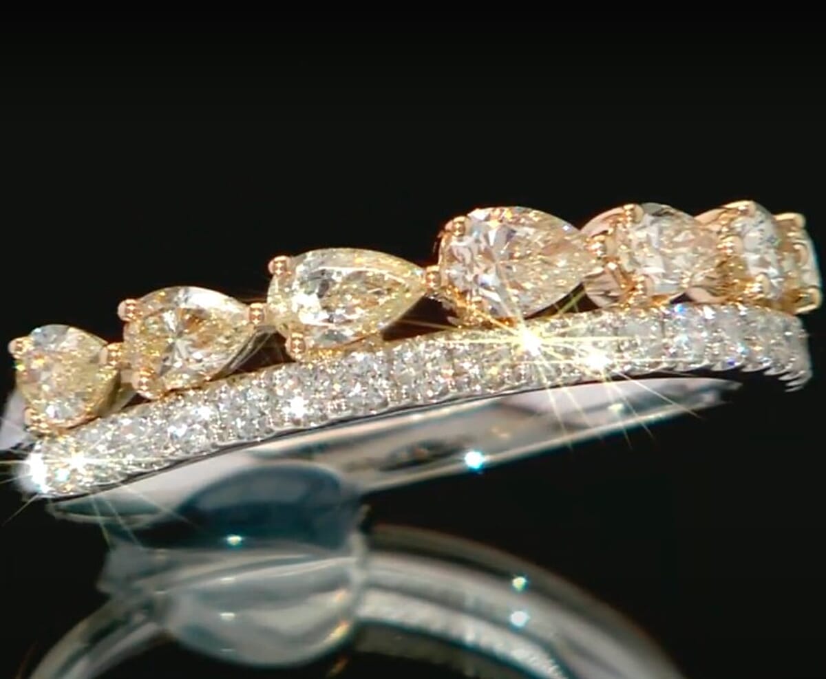 Modani Natural Yellow Diamond and White Diamond SI 0.86 ctw Ring in 14K White Gold (Size 7.0) image number 2