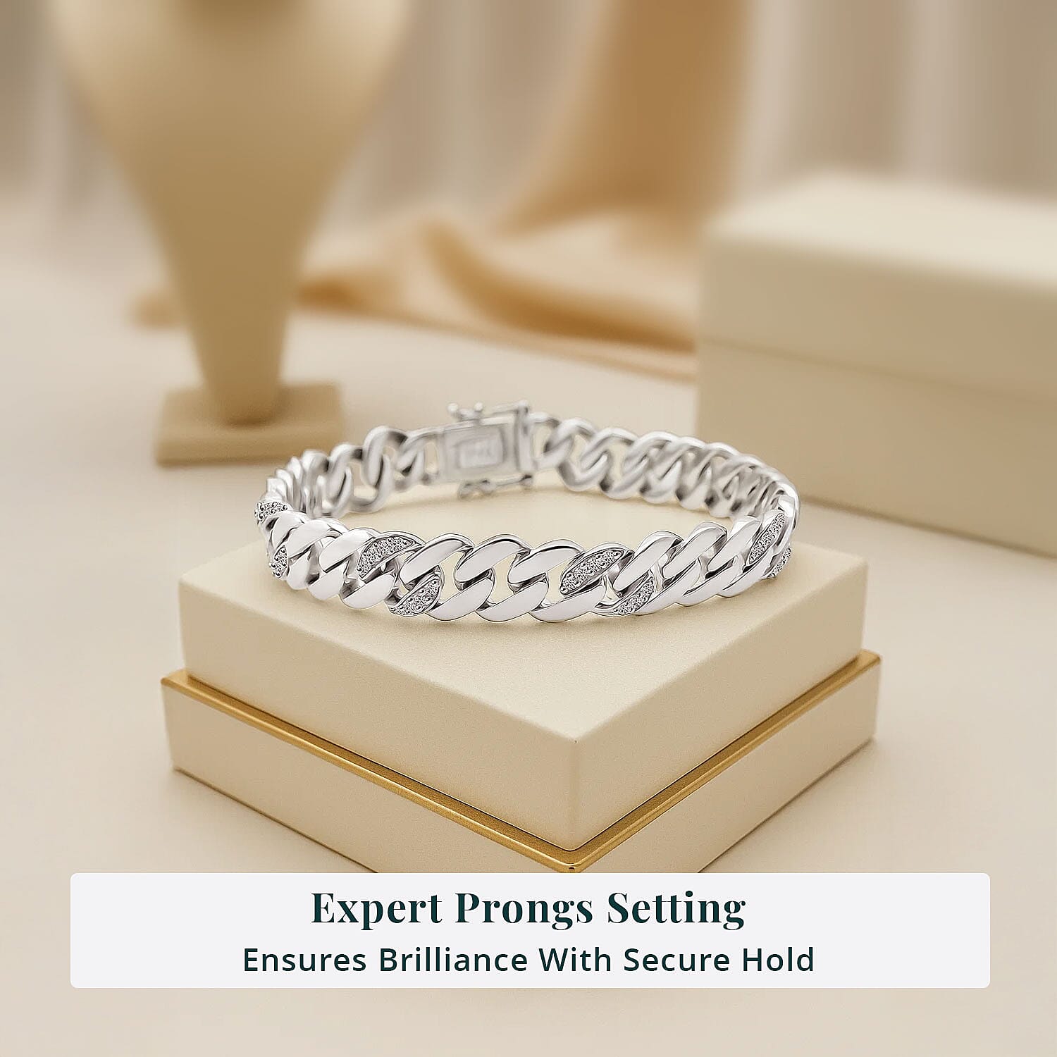 Luxuriant Lab Grown Diamond G-H SI 1.00 ctw Cuban Link Chain Bracelet in Rhodium Over Sterling Silver (7.25 In)