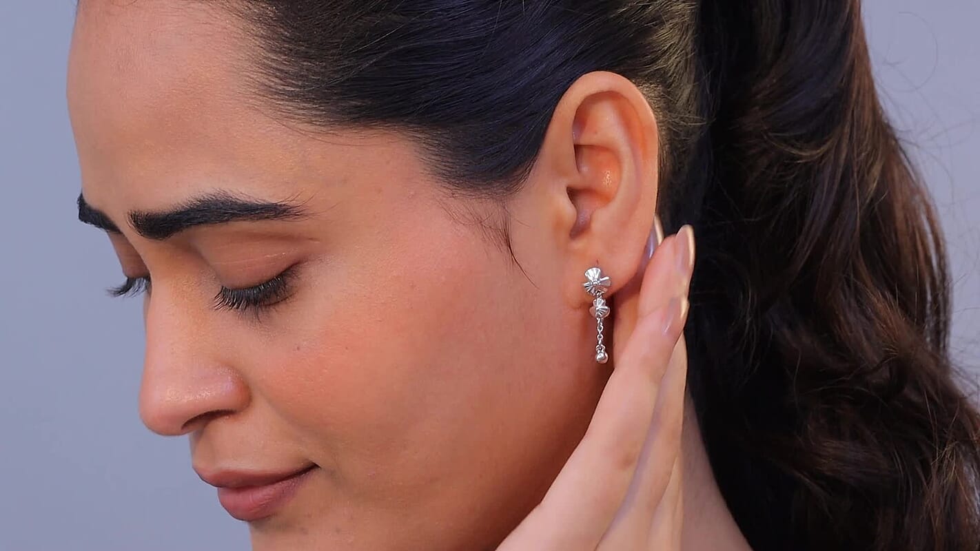 D'Joy Floral Earrings in Rhodium Over Sterling Silver 2.6 Grams