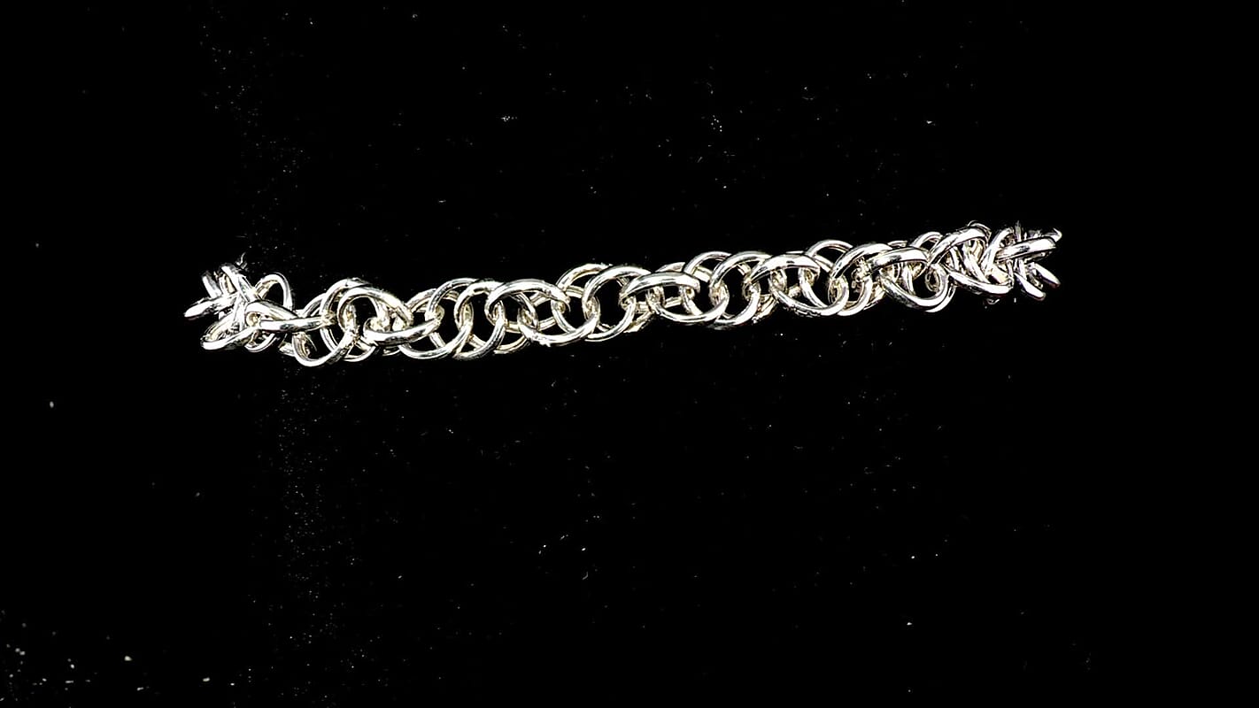 D'Joy Round Link Chain Bracelet in Sterling Silver (7.25 In) 7.65 Grams