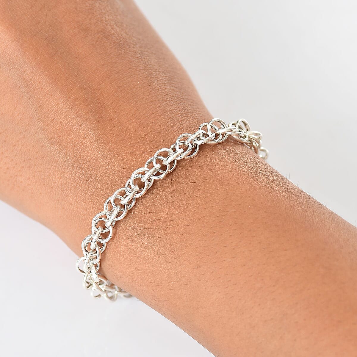 Doorbuster D'Joy Round Link Chain Bracelet in Sterling Silver (7.25 In) 7.65 Grams image number 2