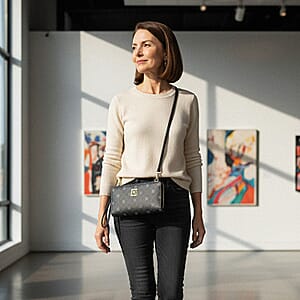 Stone Mountain Black Signature Genuine Leather Crossbody Bag with Wristlet