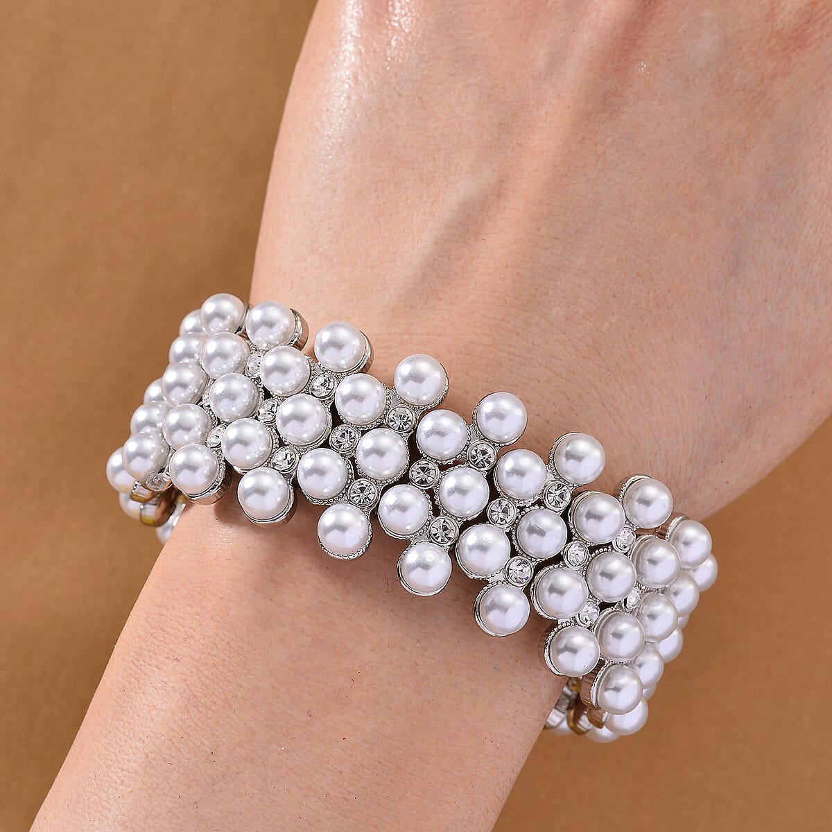Simulated Pearl, Austrian Crystal Bangle Bracelet in Silvertone (6.50-7.0In) image number 1
