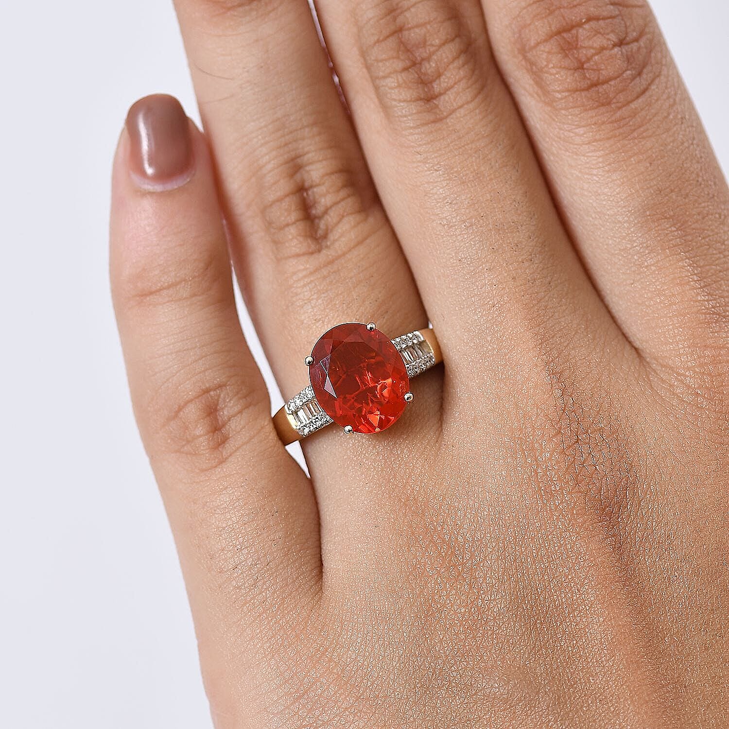 10K Yellow Gold Mexican Cherry Fire Opal, Luxuriant Lab Grown Diamond (E-F, VS) (0.19 cts) Ring (Size 9.5) 3.20 ctw