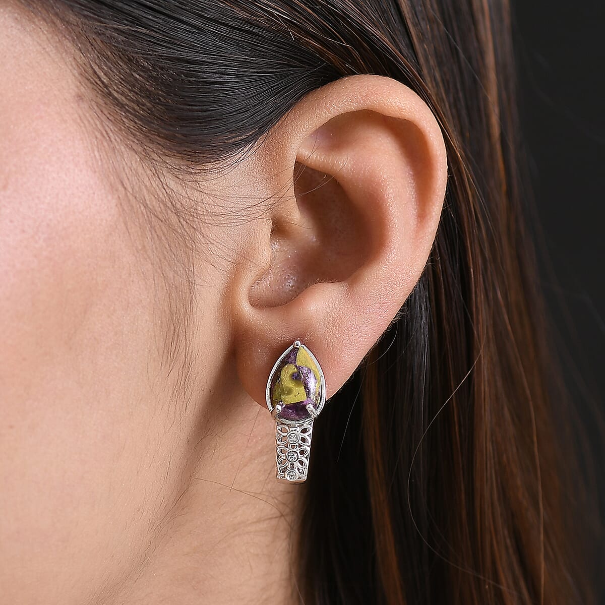 EverTrue Tasmanian Stichtite and White Zircon 5.50 ctw Earrings in Platinum Bond image number 2