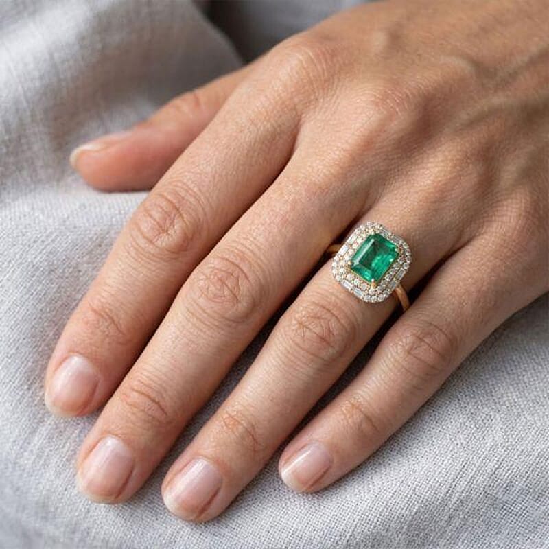 Certified & Appraised Luxoro AAA Kagem Zambian Emerald, Diamond Ring in 10K Yellow Gold 2.20 ctw (Size 6.0)