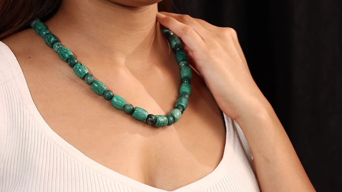 EverTrue Green Jasper 490.00 ctw Beaded Necklace in Platinum Over 20 Inches
