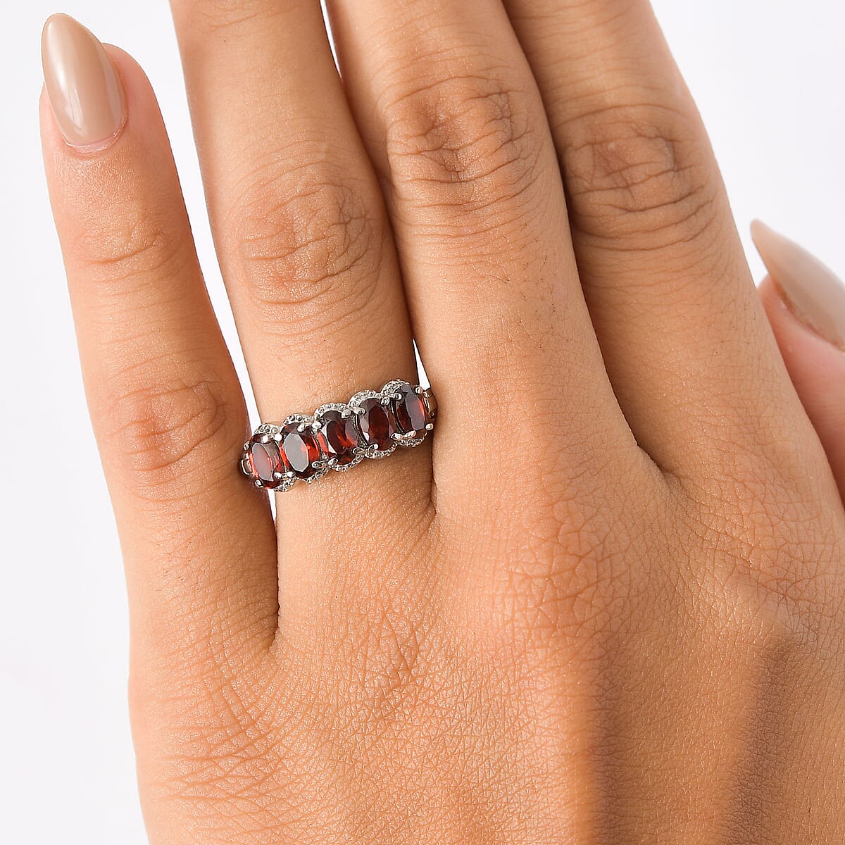 EverTrue Mozambique Garnet 3.50 ctw 5 Stone Ring in Stainless Steel (Size 10.0) image number 2