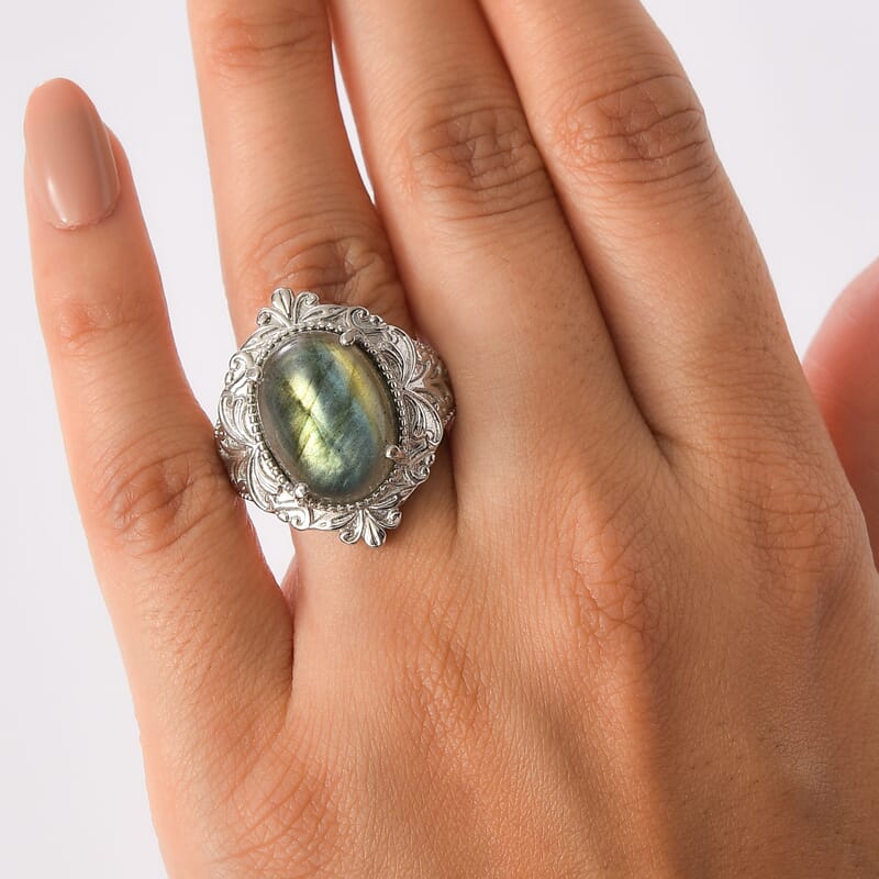 EverTrue Malagasy Labradorite 11.10 ctw Ring in Stainless Steel (Size 11.0)