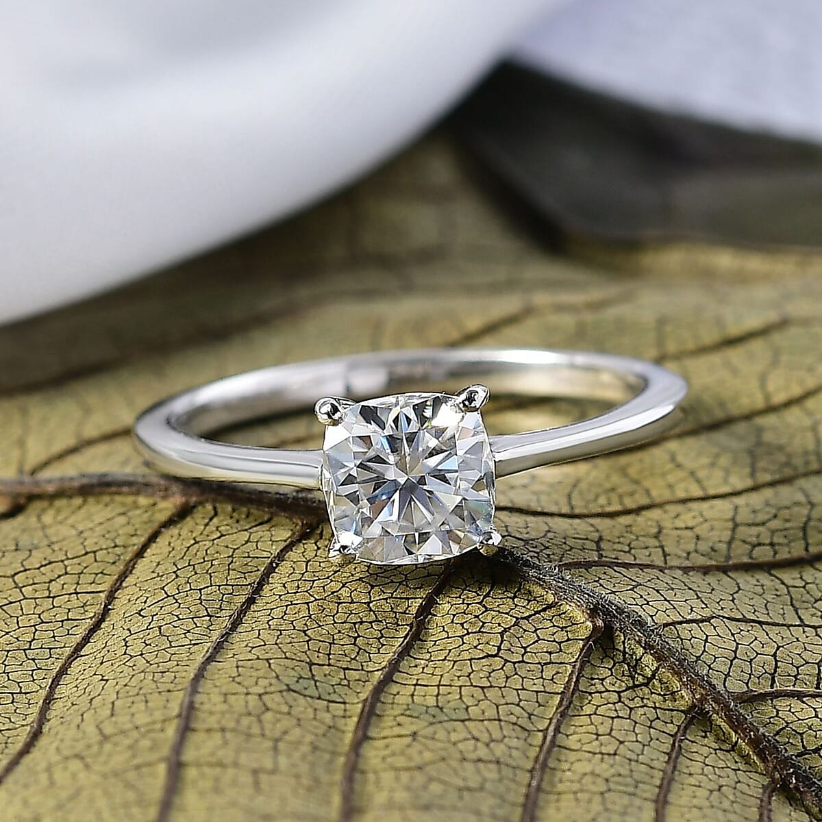 D'Joy Moissanite 1.00 ctw Solitaire Ring in Platinum Over Sterling Silver (Size 5.0) image number 1