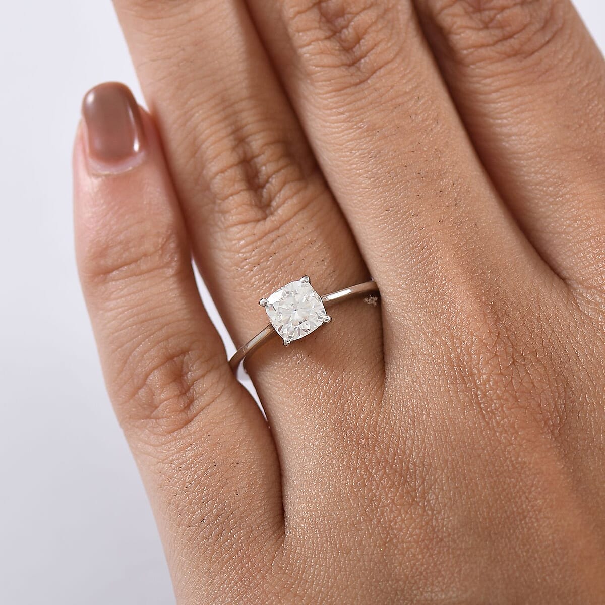 D'Joy Moissanite 1.00 ctw Solitaire Ring in Platinum Over Sterling Silver (Size 7.0) image number 2