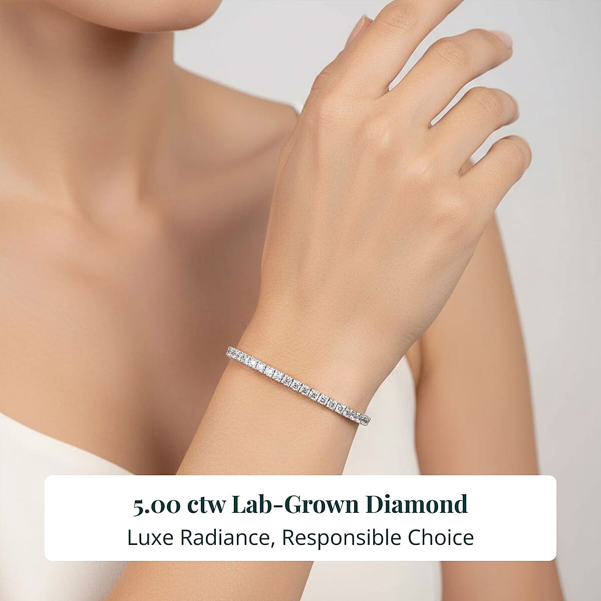Luxuriant Lab Grown Diamond VS1 5.00 ctw Bracelet in 14K White Gold (7.25 In) 8.60 Grams image number 1