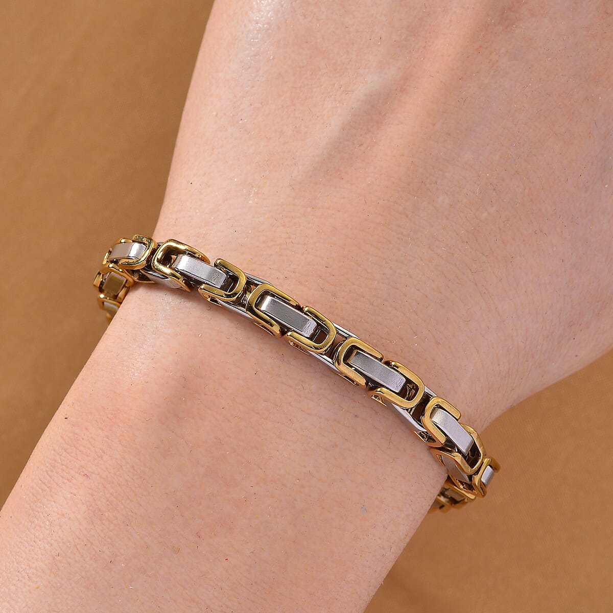 Byzantine Chain Bracelet in ION Plated YG and Stainless Steel (7.5-9.5In) image number 2