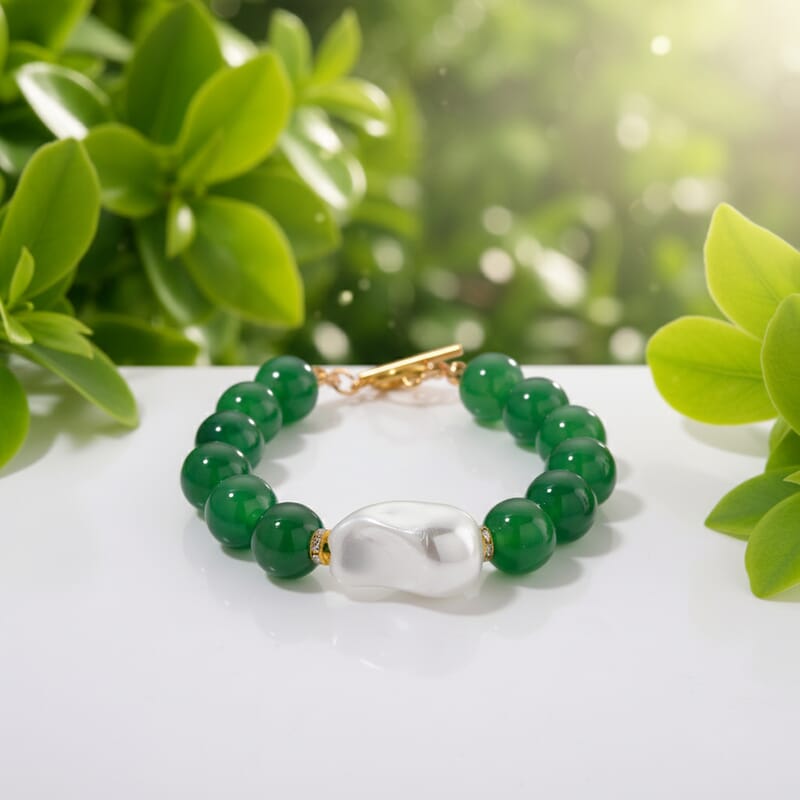 EverTrue Verde Onyx and Baroque White Shell Pearl and Simulated Diamond 125.00 ctw Bracelet in ION Plated YG Stainless Steel (7.50 In)