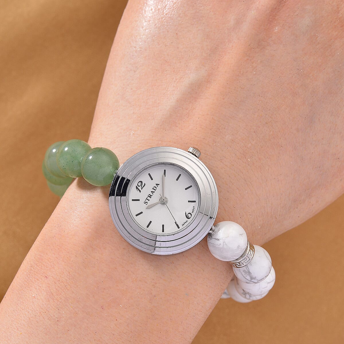 Strada White Howlite and Green Aventurine Japanese Movement Stretch Bracelet Watch with Pixiu Charm (7-7.5In) 30.00 ctw image number 2